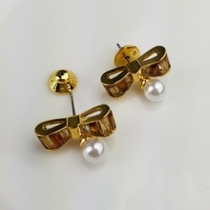 henri bendel Jewelry - Henri Bendel Striped Bow Pearl Stud Earrings henri bendel Jewelry - Henri Bendel Striped Bow Pearl Stud Earrings